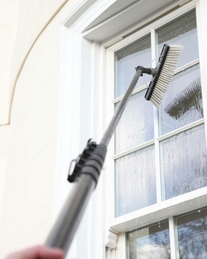 Tucker Pole Brush Window Cleaning